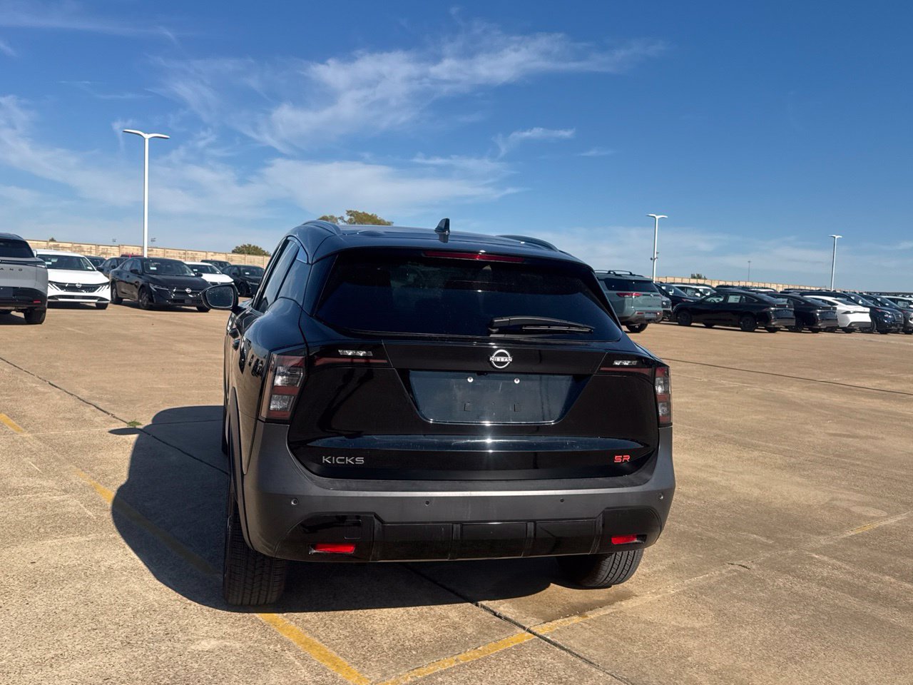 Certified 2026 Nissan Kicks SR FWD image 19