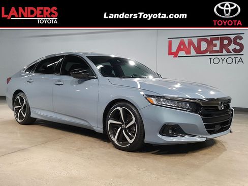 Used 2022 Honda Accord Sport image 1