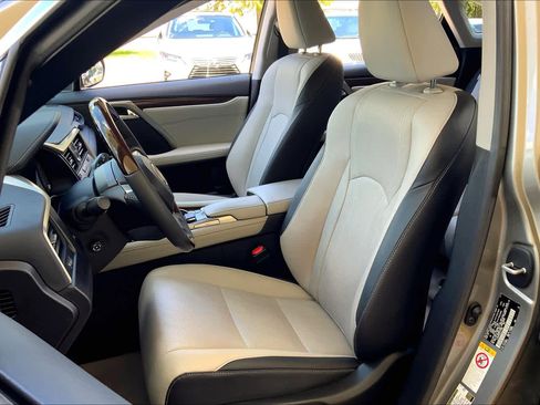 Used 2019 Lexus RX 350 AWD w/ Navigation Package image 8