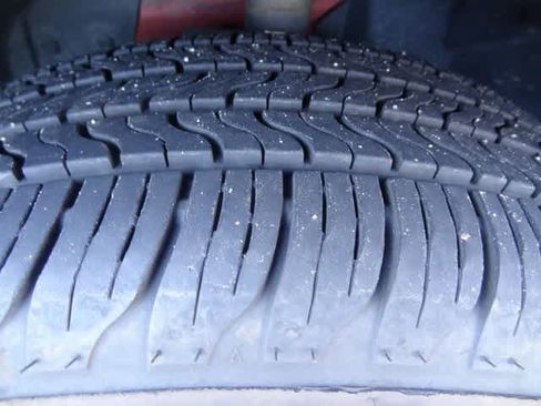 Used 2022 Nissan Rogue SV w/ SV Premium Package image 28