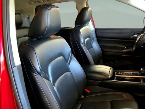 Used 2023 Nissan Pathfinder SL image 30