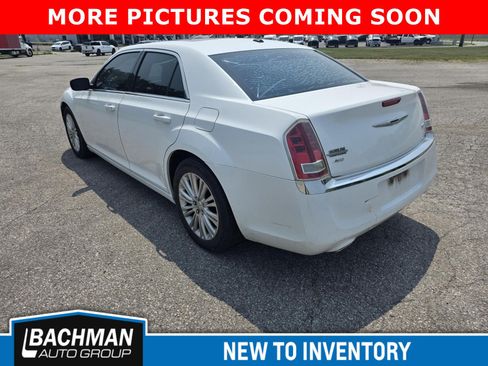 Used 2013 Chrysler 300 AWD w/ Driver Convenience Group image 3