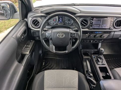 Used 2021 Toyota Tacoma TRD Sport w/ Technology Package RWD image 17