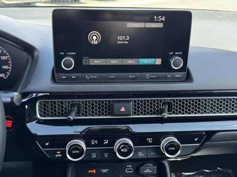 Used 2022 Honda Civic EX image 21