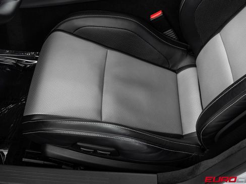 Used 2019 Mercedes-Benz AMG GT Roadster image 39