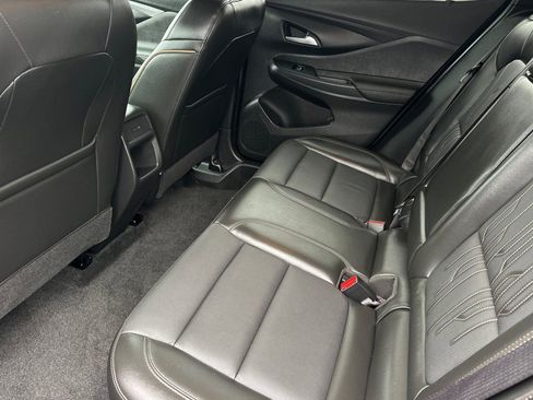 Used 2024 Buick Envista Avenir image 12