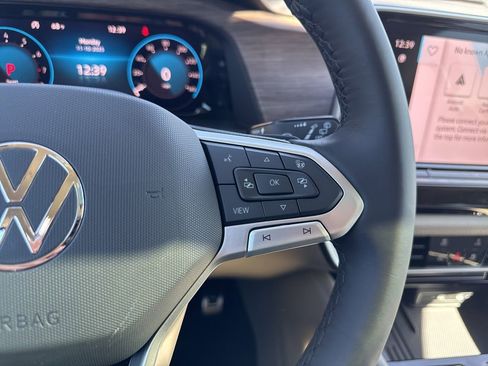 New 2026 Volkswagen Atlas SEL Premium R-Line AWD/4WD image 38