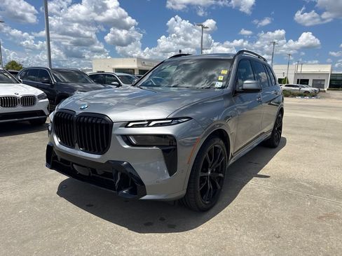 Used 2025 BMW X7 xDrive40i w/ Executive Package AWD/4WD image 1