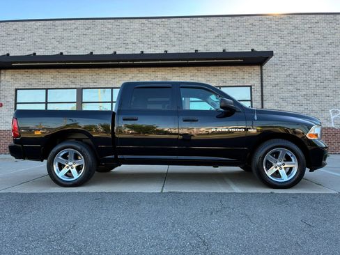 Used 2012 RAM 1500 Express w/ ST Popular Equipment Group AWD/4WD image 7