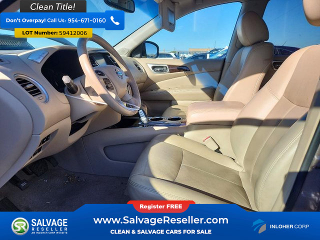 Used 2014 Nissan Pathfinder SL w/ SL Tech Package FWD image 9