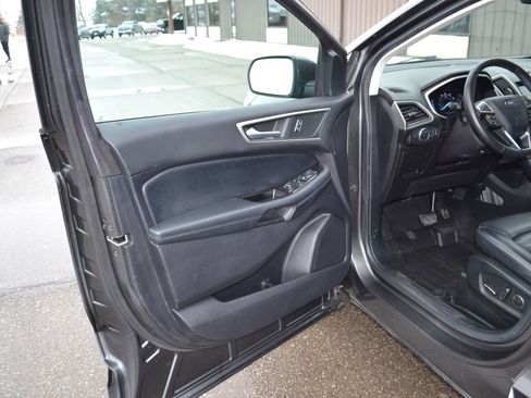 Used 2019 Ford Edge SEL w/ Equipment Group 201A image 5