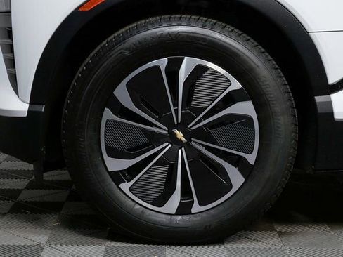 New 2026 Chevrolet Blazer EV LT image 35