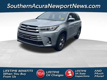 Used 2017 Toyota Highlander Limited Platinum w/ Carpet Mat Package