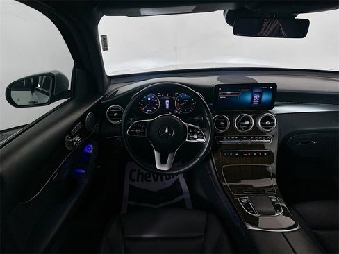 Used 2020 Mercedes-Benz GLC 300 image 24
