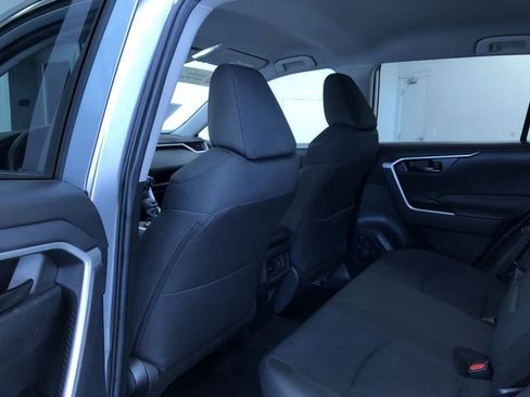 Certified 2025 Toyota RAV4 LE AWD/4WD image 18