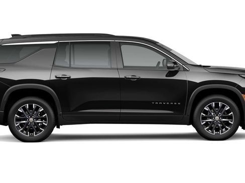 New 2026 Chevrolet Traverse LT w/ Sun and Wheel Package AWD/4WD image 3