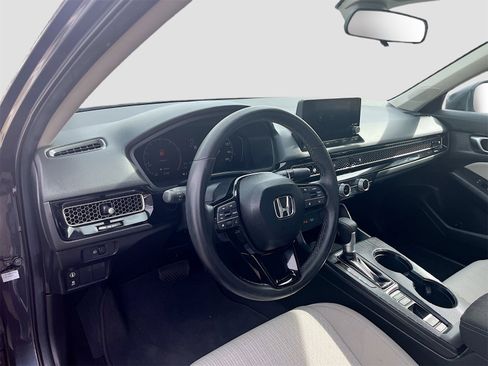 Used 2024 Honda Civic EX image 9