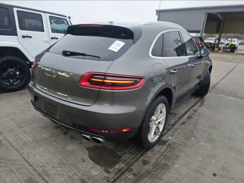 Used 2016 Porsche Macan S image 4