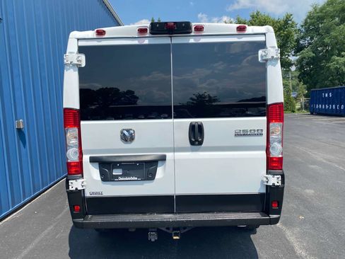 Used 2023 RAM ProMaster 2500 FWD image 8