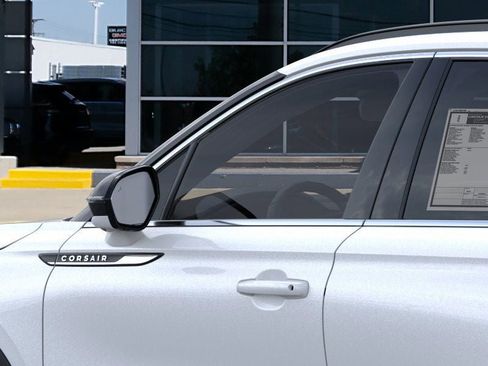 New 2026 Lincoln Corsair Premiere image 20