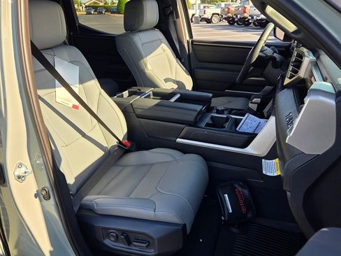 New 2026 Toyota Tundra SR5 AWD/4WD image 17