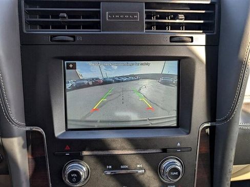 Used 2017 Lincoln Navigator L Reserve image 21