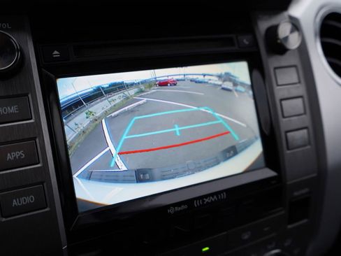 Used 2017 Toyota Tundra SR5 image 28