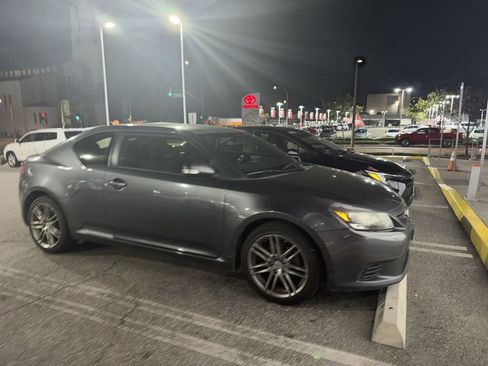Used 2013 Scion tC image 6
