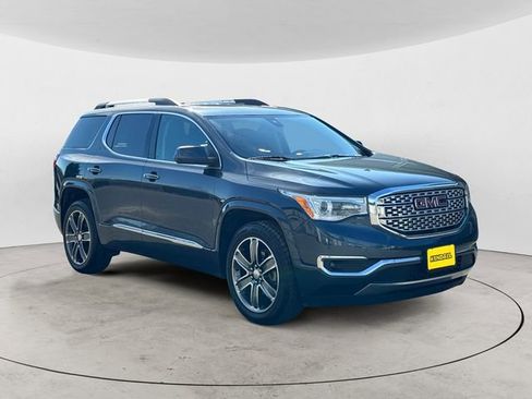 Used 2019 GMC Acadia Denali w/ GMC Pro Grade Package image 7