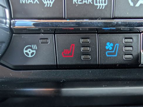 New 2025 Ford F150 Platinum w/ FX4 Off-Road Package image 19