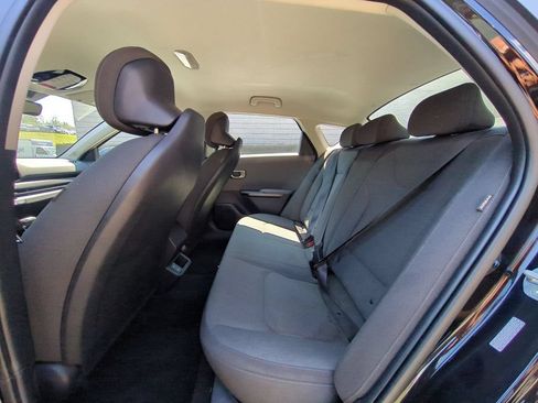 Used 2025 Kia K4 FWD image 27