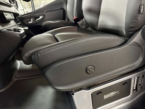 New 2025 Mercedes-Benz Sprinter 2500 image 21