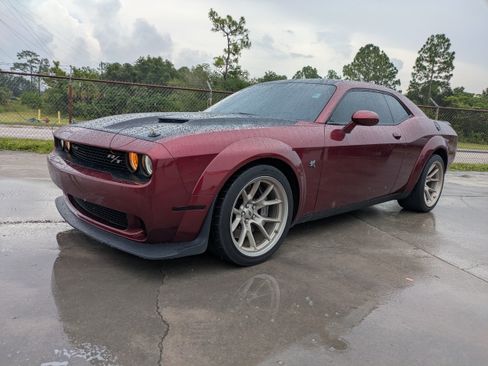 Used 2020 Dodge Challenger R/T Scat Pack RWD image 8