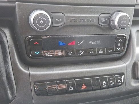 Used 2025 RAM ProMaster 3500 w/ Quick Order Package 22G SLT image 15