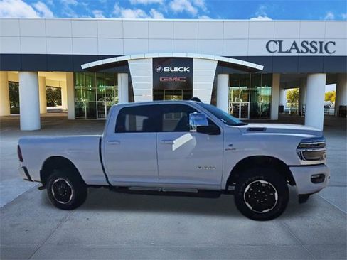 Used 2026 RAM 2500 Laramie image 9