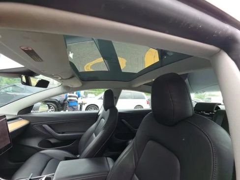 Used 2019 Tesla Model 3 Standard Range Plus RWD image 6