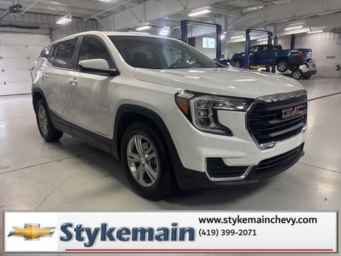 Used 2022 GMC Terrain SLE image 8