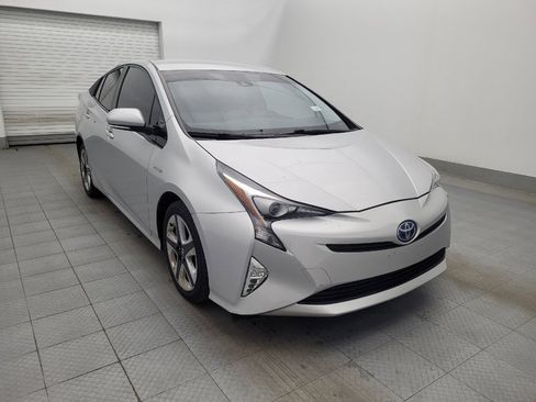 Used 2017 Toyota Prius Four Touring image 13