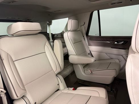 Used 2023 GMC Yukon Denali w/ LPO, Floor Liner Package AWD/4WD image 18