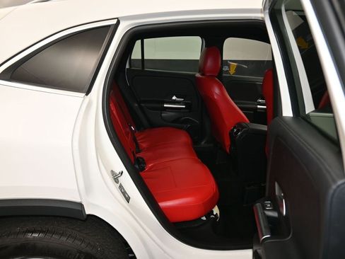 Used 2021 Mercedes-Benz GLA 250 image 38