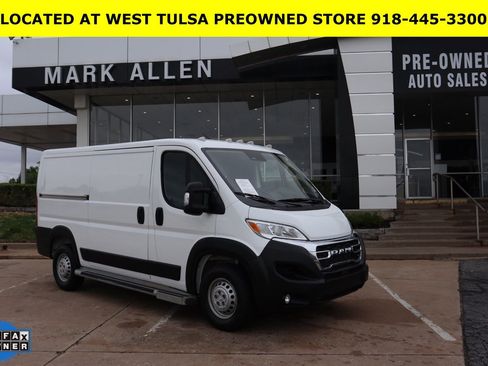 Used 2025 RAM ProMaster 2500 w/ U-Haul Equipment Group FWD image 1