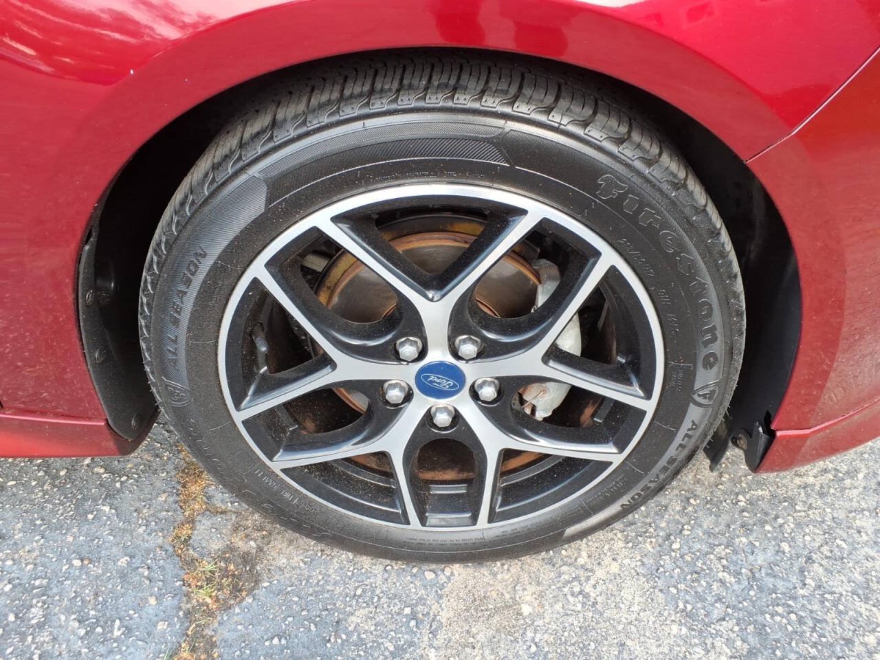 Used 2015 Ford Focus SE w/ SE Ecoboost Package FWD image 11
