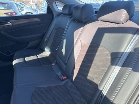 Used 2016 Hyundai Sonata Sport w/ Option Group 02 image 19