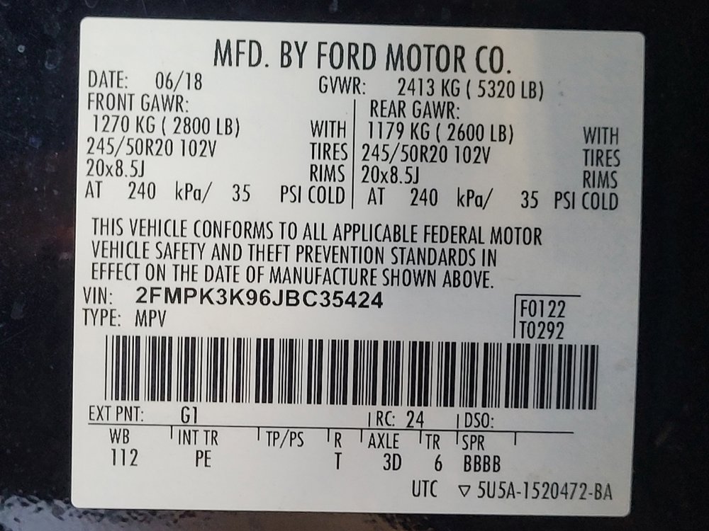 Used 2018 Ford Edge Titanium w/ Equipment Group 301A FWD image 33