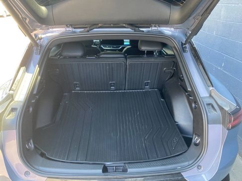 Used 2025 Chevrolet Equinox EV LT FWD image 17