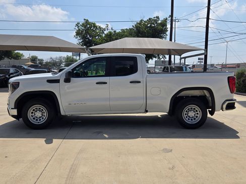 Used 2023 GMC Sierra 1500 Pro w/ Pro Value Package RWD image 4