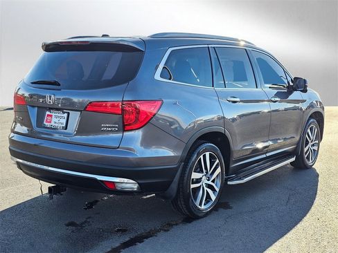 Used 2016 Honda Pilot Touring image 5