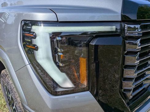 New 2026 GMC Sierra 2500 Denali Ultimate AWD/4WD image 9