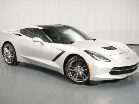Used 2014 Chevrolet Corvette Stingray Coupe w/ 3LT Preferred Equipment Group RWD image 9