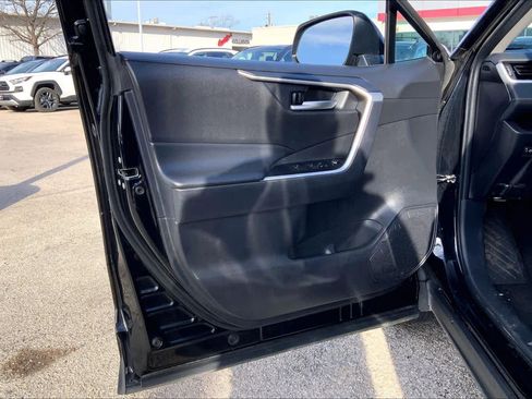 Used 2024 Toyota RAV4 XLE image 21